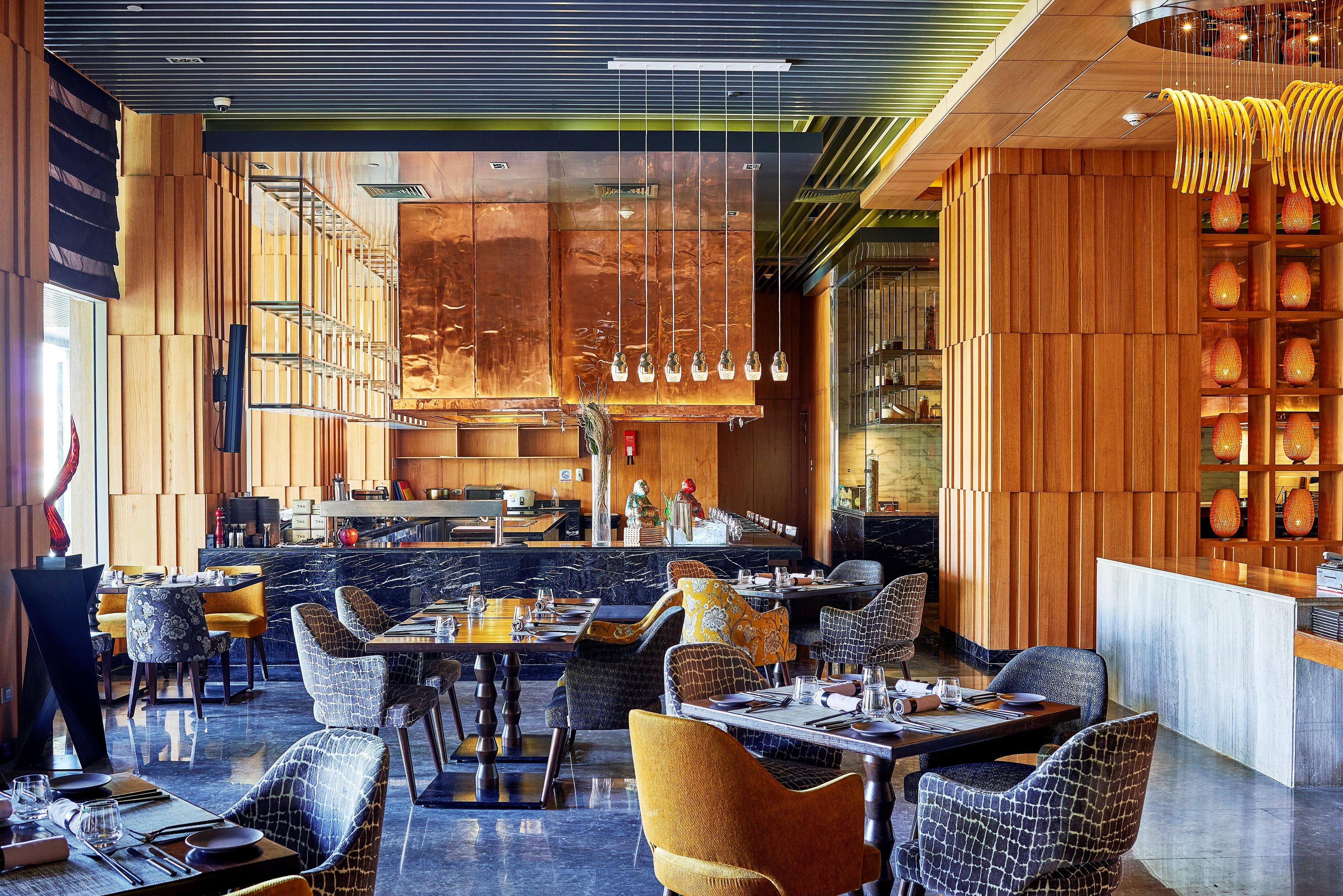 Dusit Thani Lakeview Il Cairo Esterno foto The restaurant